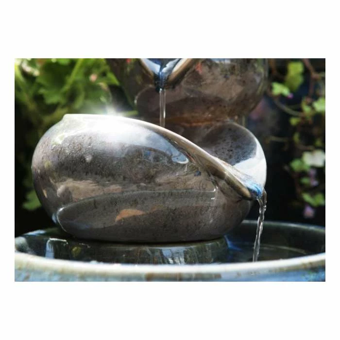 H25cm Cosmos Solar Oil Jar Ceramic Water Feature in Brown - Outdoor & Conservatory Use by Solaray 6 H25cm Cosmos Solar Oil Jar Ceramic Water Feature in Brown - Outdoor & Conservatory Use by Solaray - Image 4